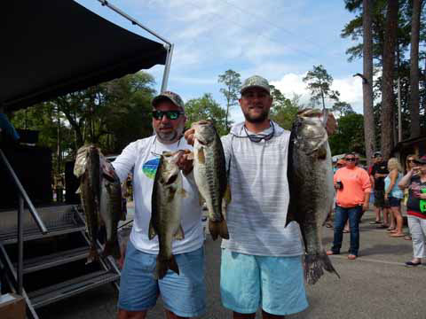 %_tempFileName6th%20marty%20spears-cody%20spears%